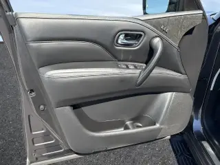 INFINITI QX80 2023 Luxe SUV de 4 puertas