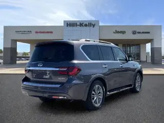 INFINITI QX80 2023 Luxe SUV de 4 puertas