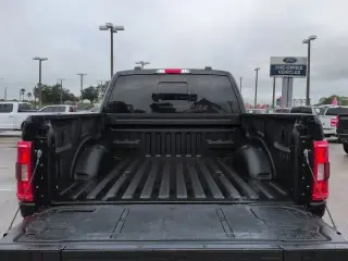 Ford F-150 2023 4x4 XLT 4 puertas SuperCrew 5.5 pies SB