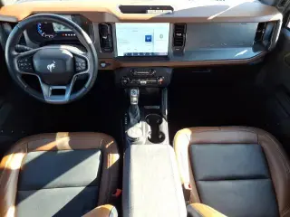 Ford Bronco 2024 4x4 Outer Banks SUV de 4 puertas
