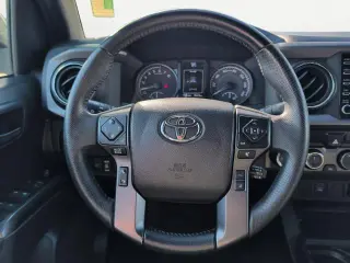 Toyota Tacoma 2022 4x4 TRD Pro 4 puertas Doble Cabina 5.0 pies SB 6M