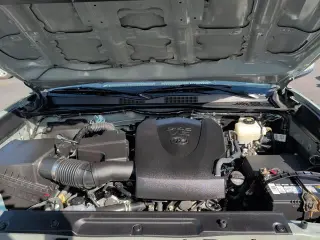 Toyota Tacoma 2022 4x4 TRD Pro 4 puertas Doble Cabina 5.0 pies SB 6M
