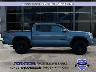 Toyota Tacoma 2022 4x4 TRD Pro 4 puertas Doble Cabina 5.0 pies SB 6M