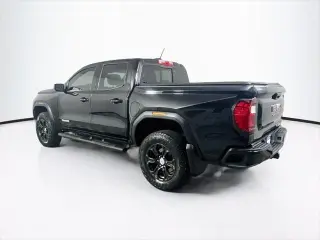 GMC Canyon 2024 4x2 Elevation 4dr Crew Cab caja corta de 5 pies