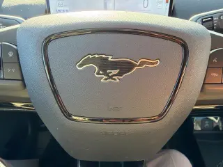 Ford Mustang Mach-E 2022 Select 4dr SUV