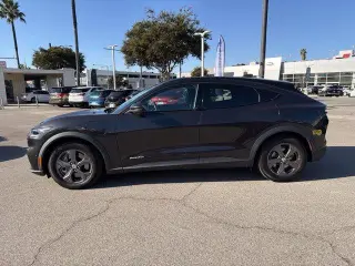Ford Mustang Mach-E 2022 Select 4dr SUV