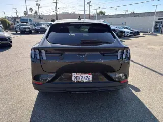 Ford Mustang Mach-E 2022 Select 4dr SUV
