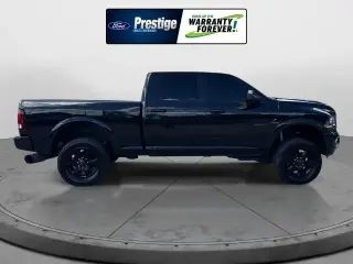 Ram 2500 2018 4x4 Laramie 4dr Crew Cab 6.3 ft. SB Pickup