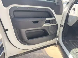 Land Rover Defender 2023 4x4 110 S 4dr SUV