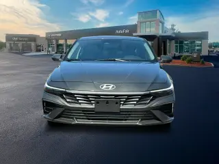 Hyundai ELANTRA 2025 SE 4dr Sedán