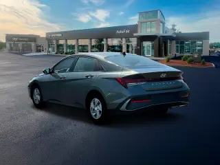 Hyundai ELANTRA 2025 SE 4dr Sedán