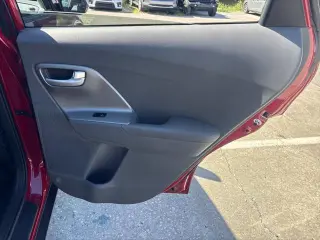 Kia Niro 2017 LX 4dr Cruce