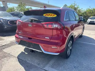 Kia Niro 2017 LX 4dr Cruce