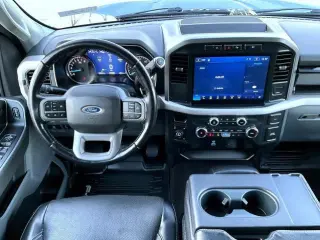 Ford F-150 2022 4x4 XLT 4dr SuperCrew 5.5 ft. SB