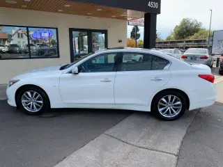 2017 Infiniti Q50