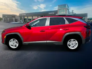 Hyundai TUCSON 2025 AWD SE SUV 4 puertas