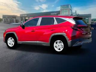 Hyundai TUCSON 2025 AWD SE SUV 4 puertas