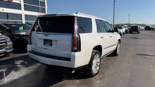 2017 CADILLAC ESCALADE