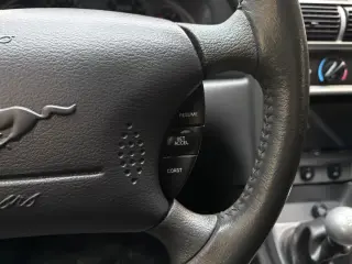 2004 FORD MUSTANG