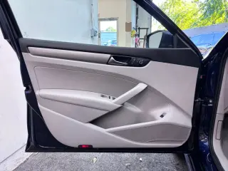 2015 VOLKSWAGEN PASSAT
