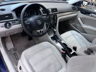 2015 VOLKSWAGEN PASSAT