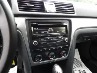 2014 VOLKSWAGEN PASSAT