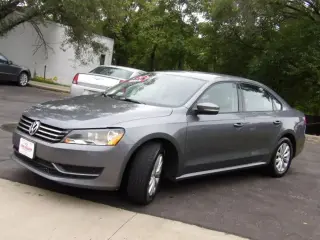 2014 VOLKSWAGEN PASSAT