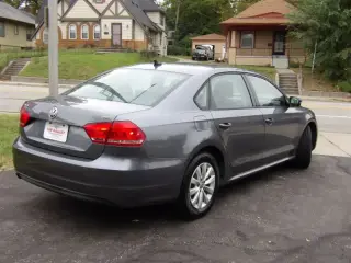 2014 VOLKSWAGEN PASSAT