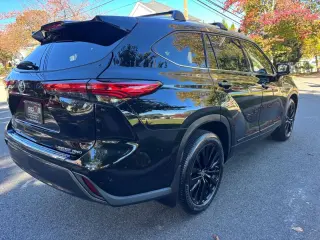 2021 Toyota HIGHLANDER