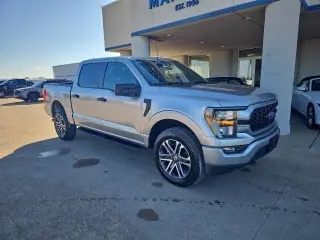 Ford F-150 2023 4x4 XL 4dr SuperCrew 5.5 ft. SB