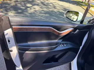 2016 Tesla MODEL X