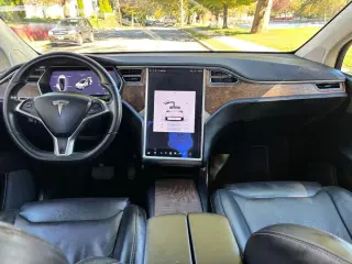 2016 Tesla MODEL X