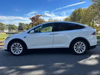 2016 Tesla MODEL X