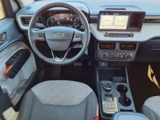 Ford Maverick 2024 XLT 4dr SuperCrew con 4.5 ft. de cabina.
