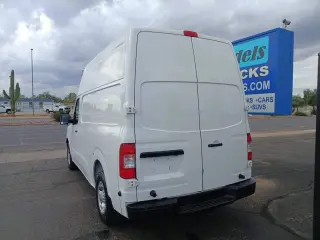 2021 Nissan NV3500 HD CARGO