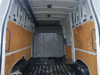 2021 Nissan NV3500 HD CARGO