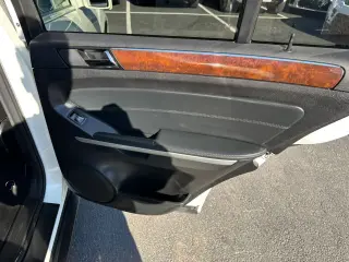 2011 Mercedes-Benz M-CLASS