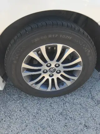 Toyota Sienna 2019 XLE 7-Pasajeros Asiento de Acceso Automático 4dr Mini-Van