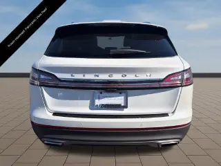 Lincoln Nautilus 2023 AWD Reserve 4 puertas SUV