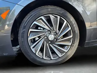 2023 Hyundai SONATA HYBRID