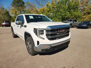 GMC Sierra 1500 2026 4x4 SLT 4dr Crew Cab 6.6 ft. SB
