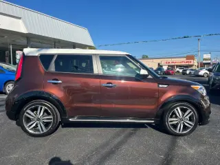 2017 KIA SOUL