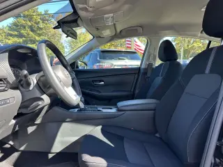 Nissan Sentra 2024 SV 4dr Sedán