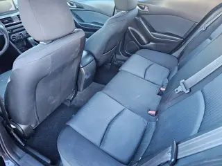 2015 MAZDA MAZDA3