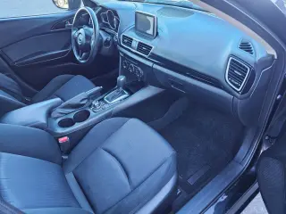 2015 MAZDA MAZDA3