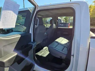 Ford F-150 2022 4x4 XL 4dr SuperCrew 5.5 ft. SB