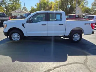 Ford F-150 2022 4x4 XL 4dr SuperCrew 5.5 ft. SB