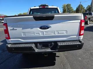 Ford F-150 2022 4x4 XL 4dr SuperCrew 5.5 ft. SB