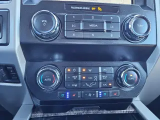 2019 FORD F350 SUPER DUTY CREW CAB