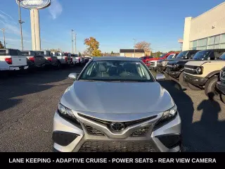 Toyota Camry 2022 AWD SE 4dr Sedán